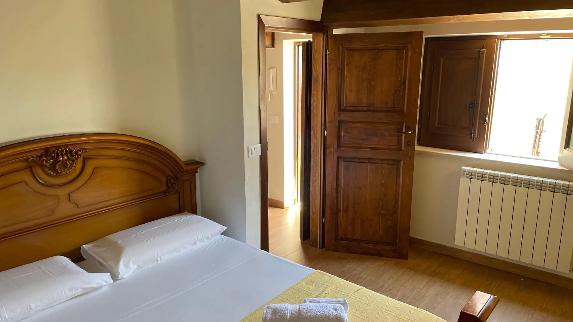 Casa Vacanze A Termini Imerese - Eden Holiday Home Apartamento